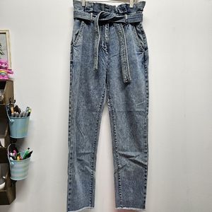 Boohoo Jeans Size 4 Mom Jeans High Waisted Paper Bag Ruffle Waist Tie Acid Wash